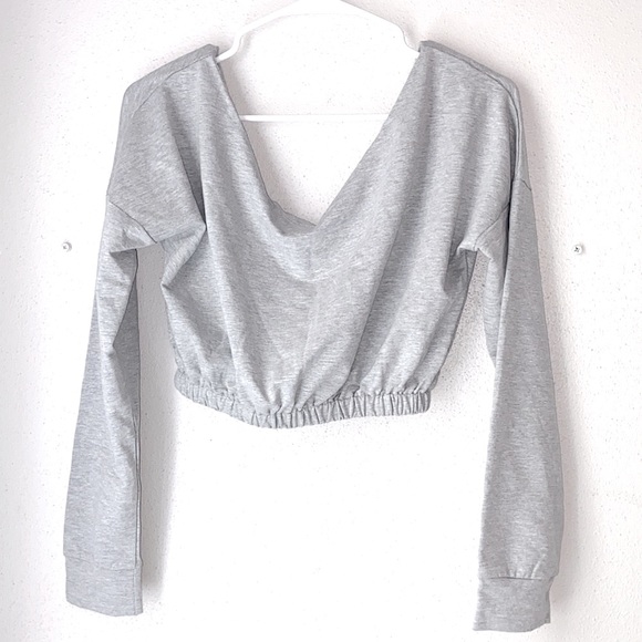 NWT. Zaful V Neck Cropped Sweater. - Picture 9 of 9